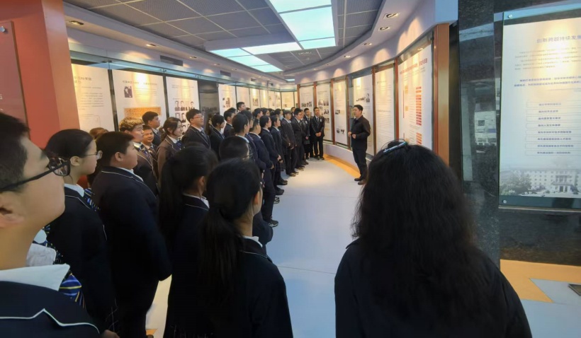 中国科学院长春分院组织参加长春外国语学校首届科技节活动